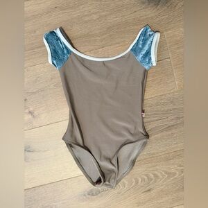 Yumiko Leotard